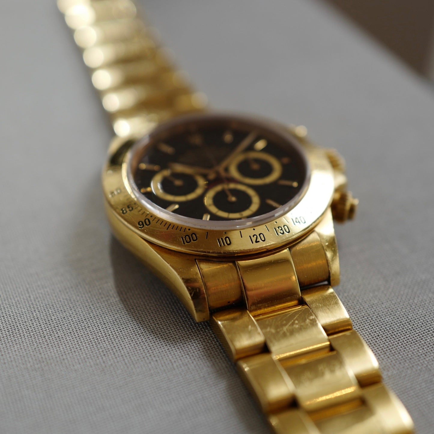 Rolex Yellow Gold Cosmograph R-Series Floating Daytona Watch Ref. 16528