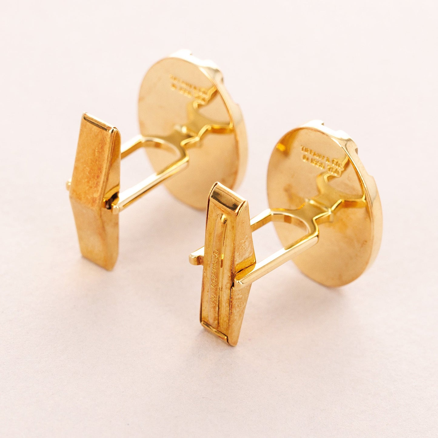 Tiffany & Co. Yellow Gold Cufflinks (Objet)