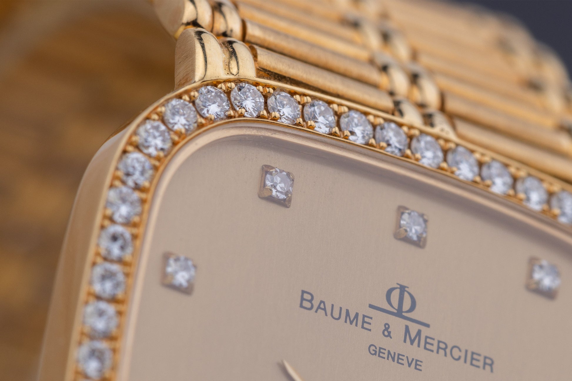 Unworn Baume & Mercier | Gold Dial | Diamond Hours & Bezel | 18k Yellow Gold | 1980s | Quartz | 29mm