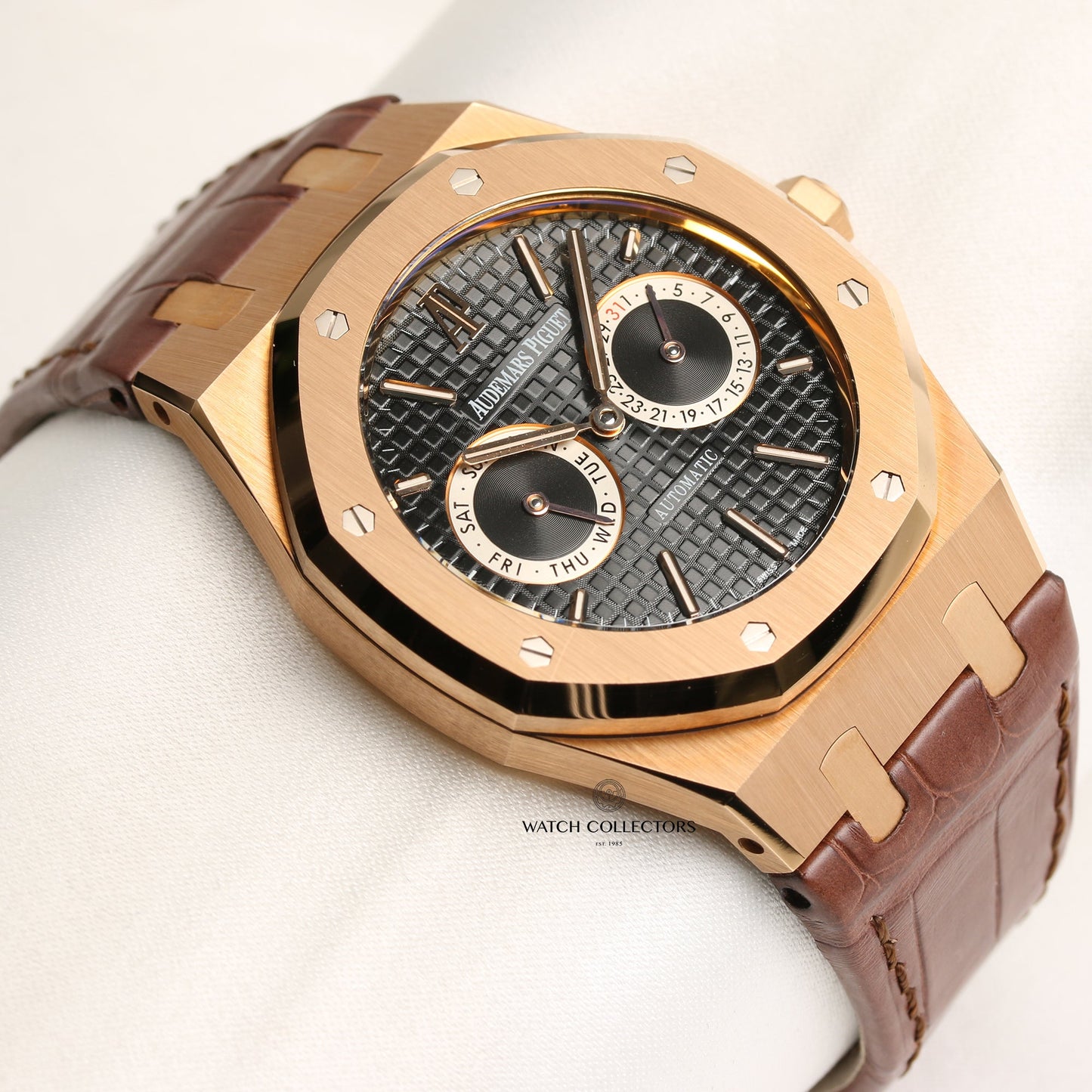 Unworn Full Set Audemars Piguet Royal Oak Day Date Campeon Del Mundo 2010 18k Rose Gold 26330OR.OO.D088CR.99