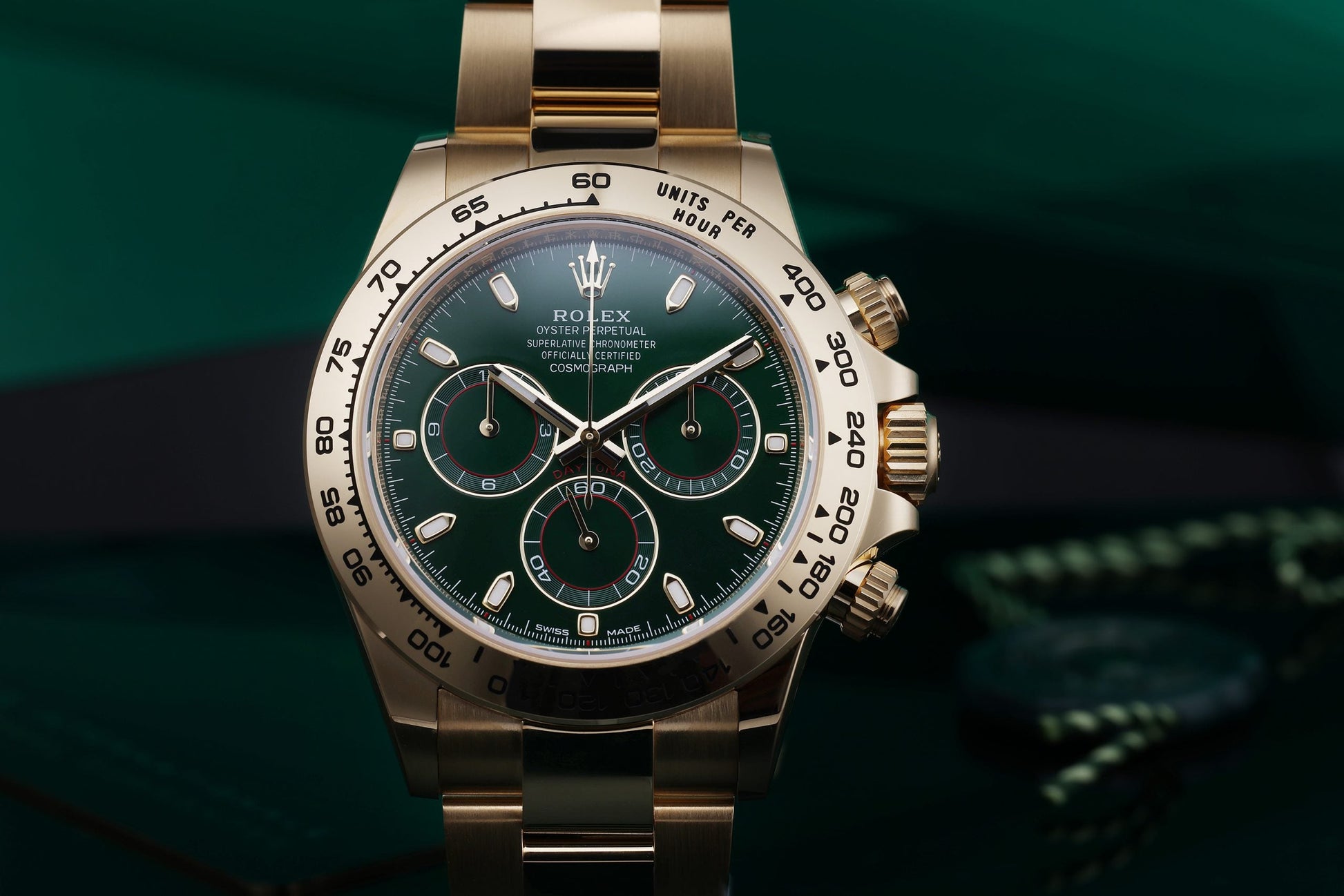 Unworn 2022 Rolex Daytona | REF. 116508 | Green Dial | 18k Yellow Gold | Box & Papers