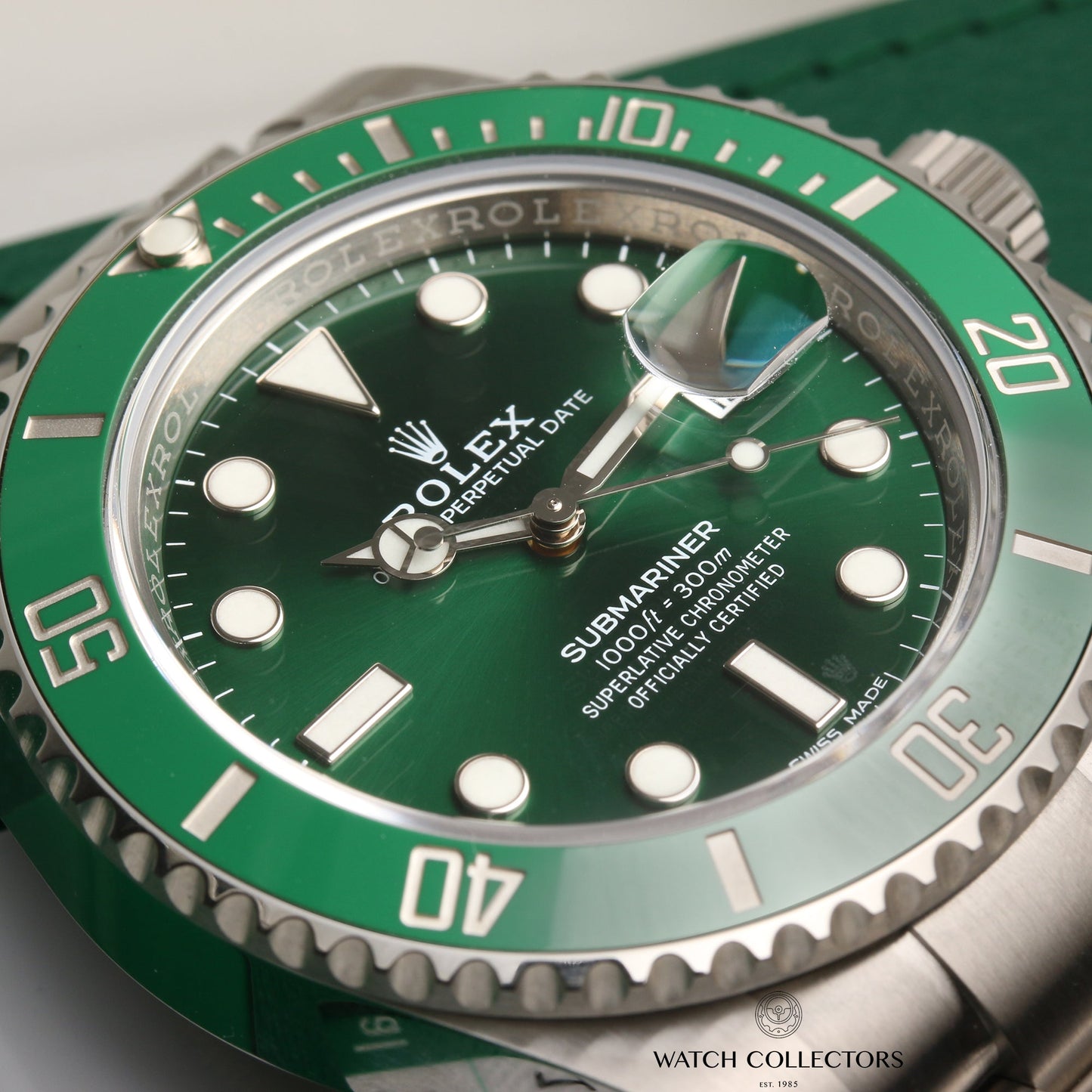 Unworn Full Set Rolex Submariner "Hulk" 116610LV Stainless Steel