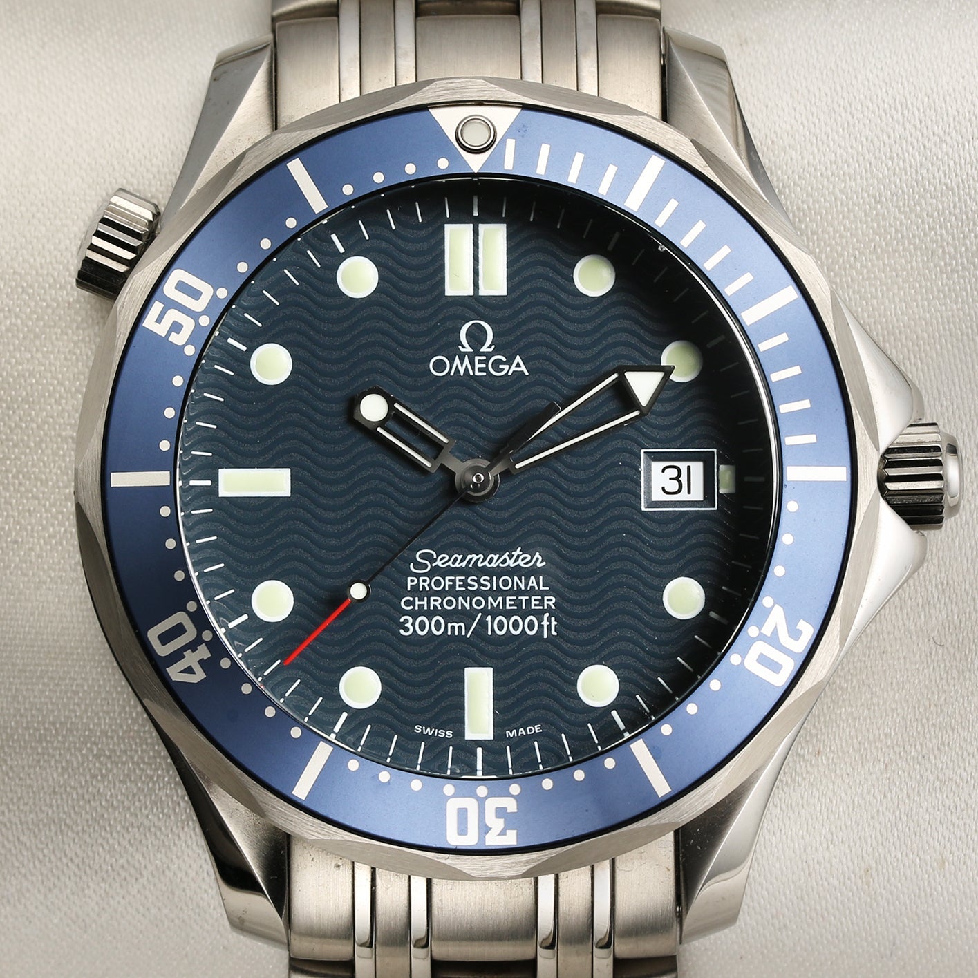 Unworn New Old Stock: Omega Seamaster 2531.80.00 Stainless Steel