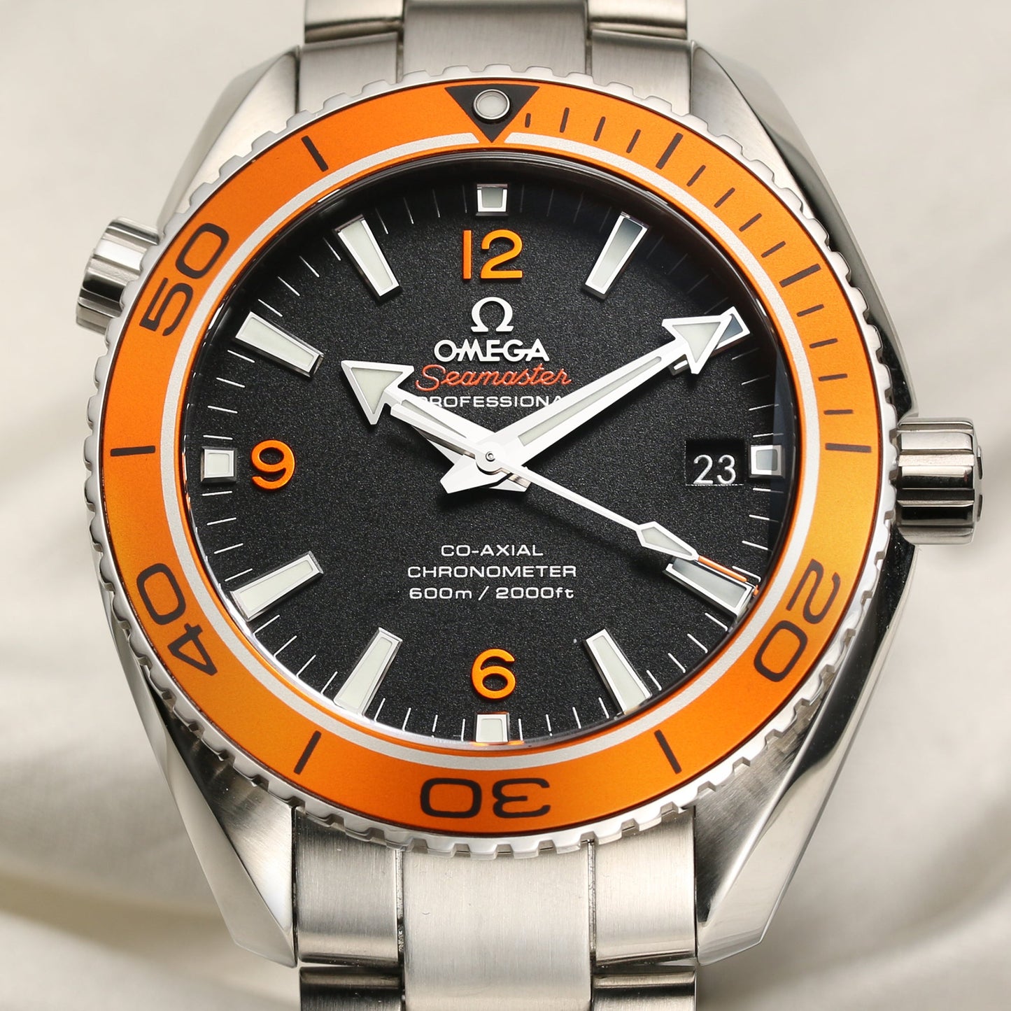 Unworn New Old Stock: Omega Seamaster Planet Ocean Orange Bezel 600m Co-Axial 232.30.42.21.01.002 Stainless Steel