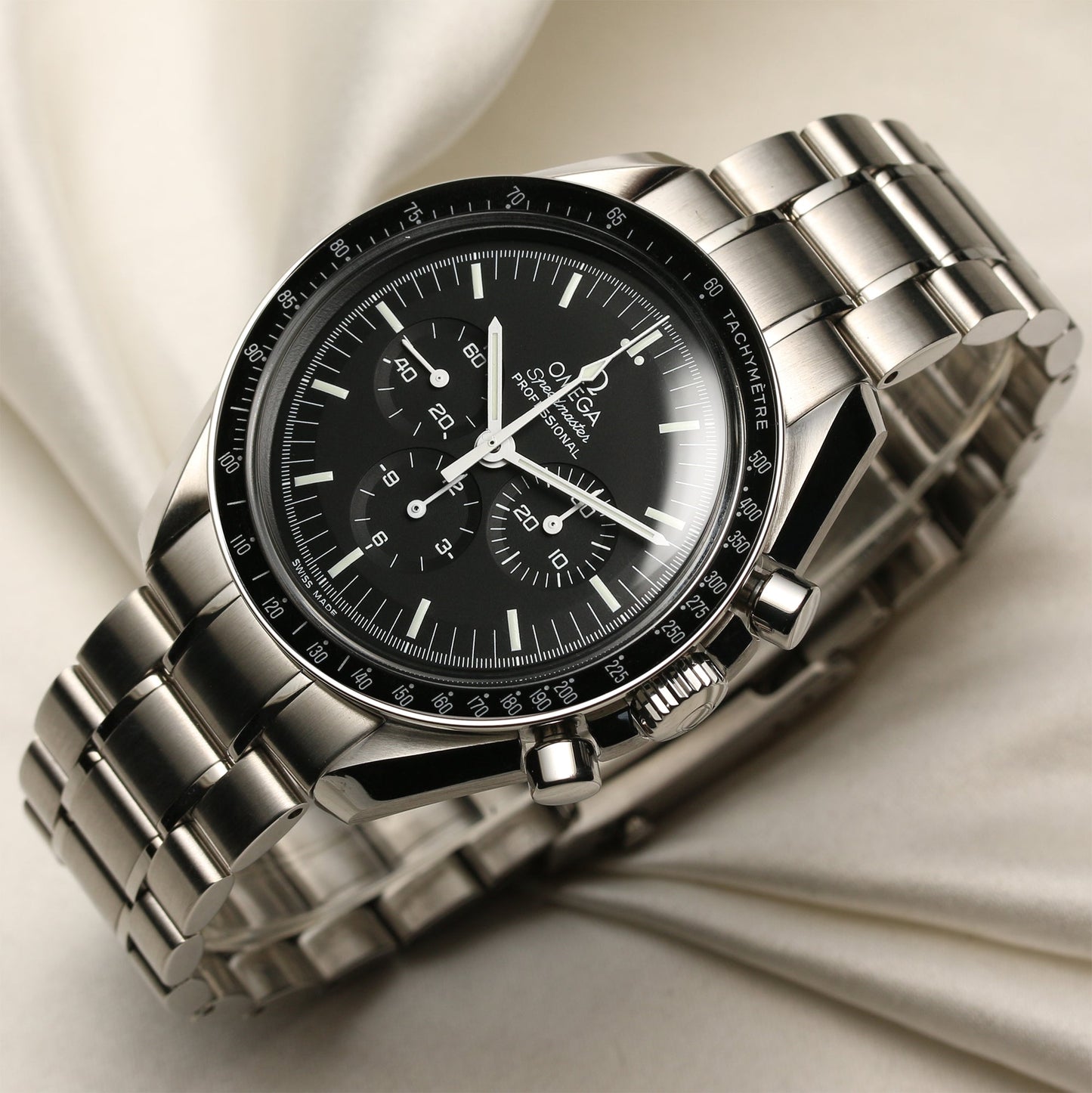 Unworn New Old Stock: Omega Speedmaster Moonwatch Chronograph 3570.50.00 Stainless Steel