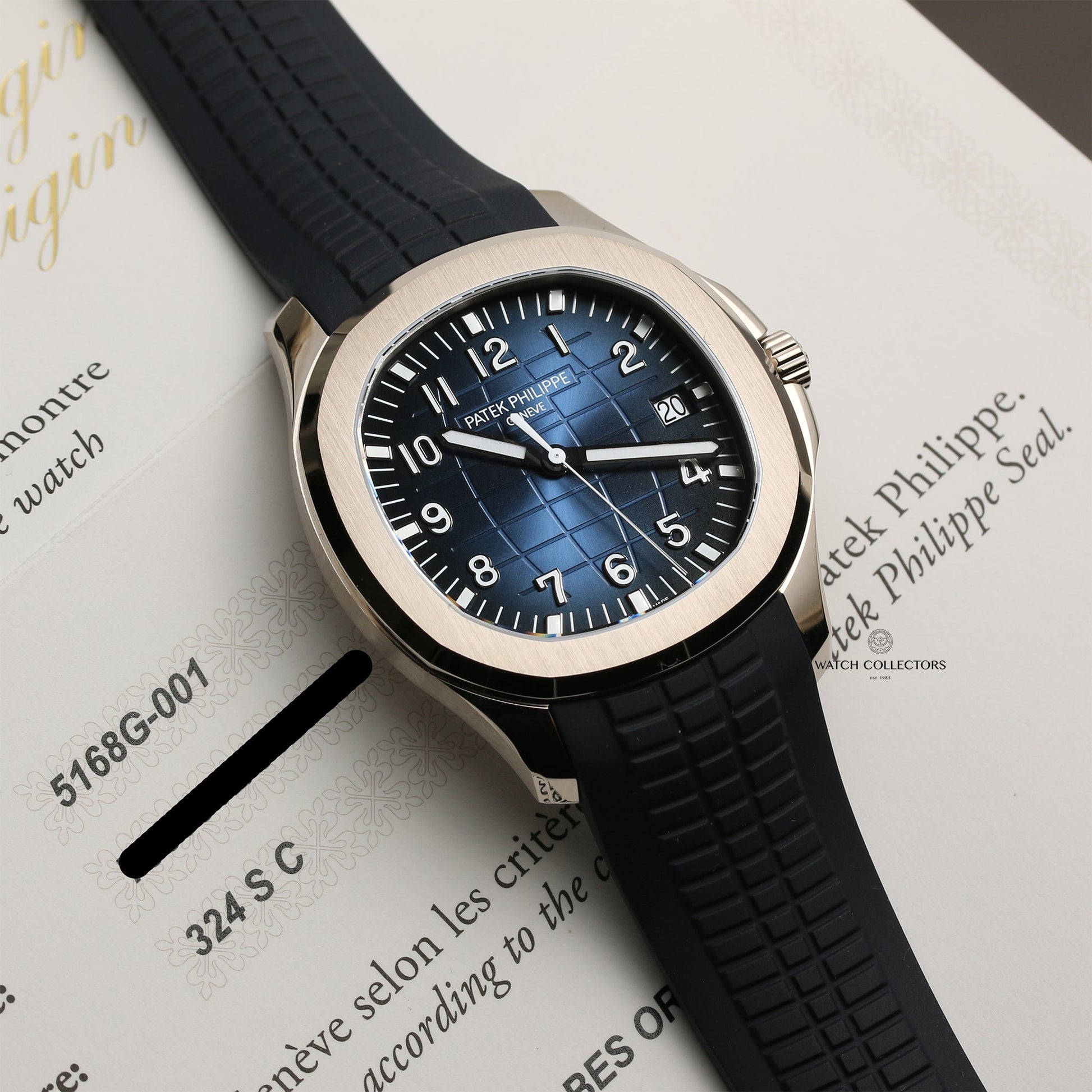 Unworn 2020 Patek Philippe Aquanaut 5168G-001 Blue 18k White Gold