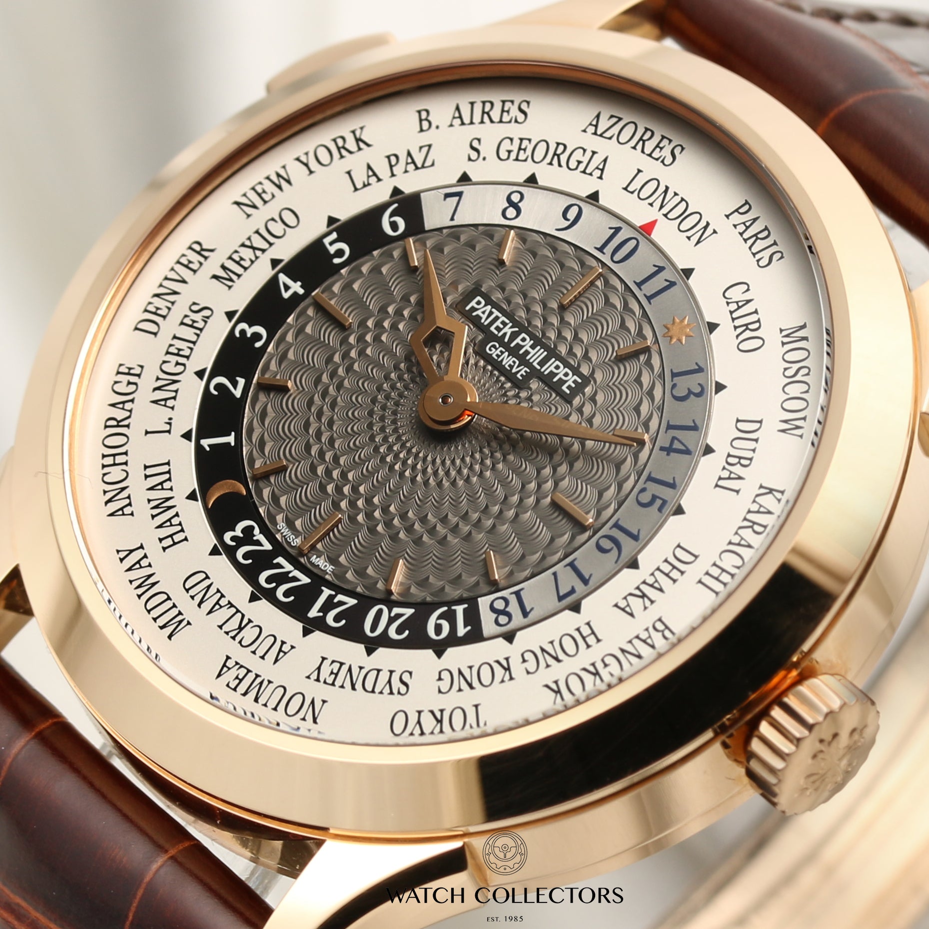 Unworn Patek Philippe Complications World Time 5230R-001 18k Rose Gold