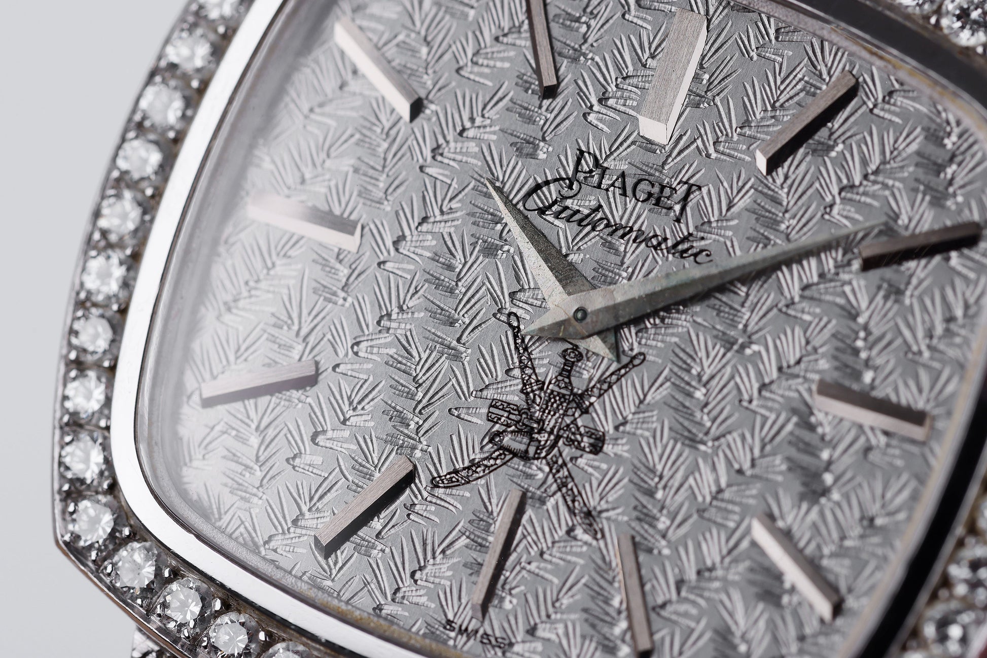 Unworn Vintage Piaget x Asprey | Khanjar Textured Dial | REF. 12435 D 2 | 18k White Gold | Circa 1980's