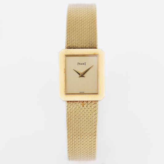 Unworn Piaget Vintage Ladies Wristwatch | REF. 4154 B 12 | Gold Vertically Lined Dial & Bezel | 20mm | 18k Yellow Gold | Manual Wind | 1981