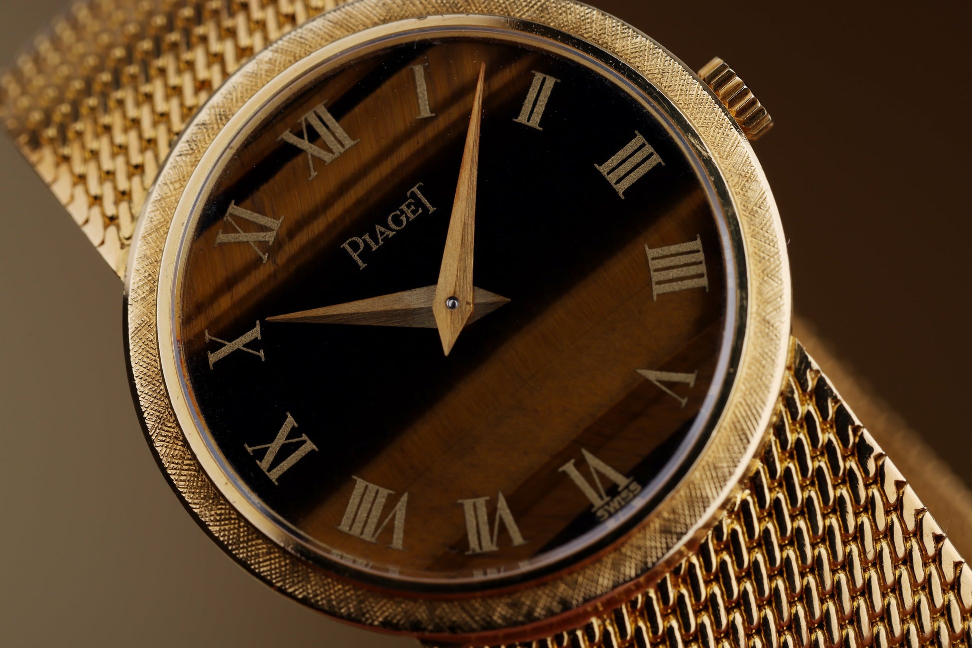 Unworn Piaget Vintage Ladies Wristwatch | REF. 924 B 11 | Tigers Eye Dial | 24mm | 18k Yellow Gold | Manual Wind | 1974