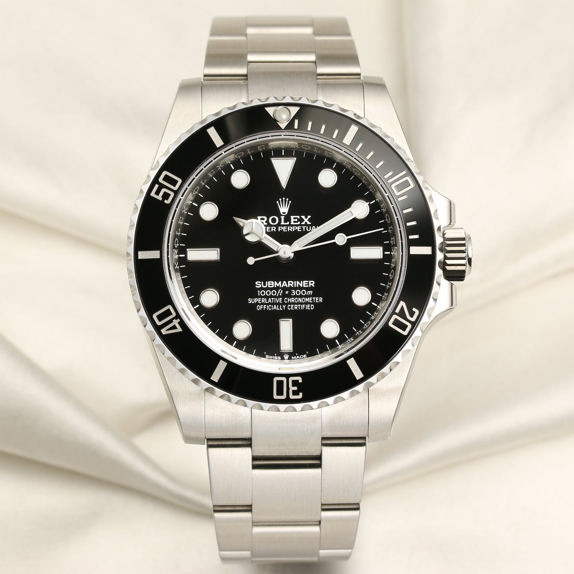 Unworn 2021 Rolex Submariner Non-Date 124060 Stainless Steel