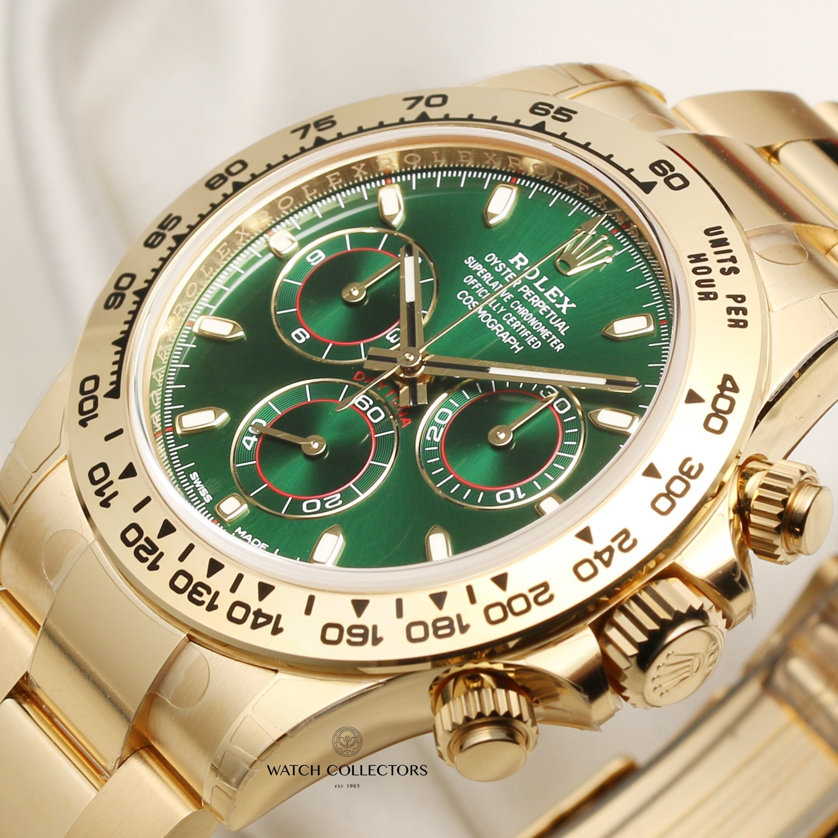 Unworn Full-Set Rolex Daytona 116508 18k Yellow Gold Green Dial