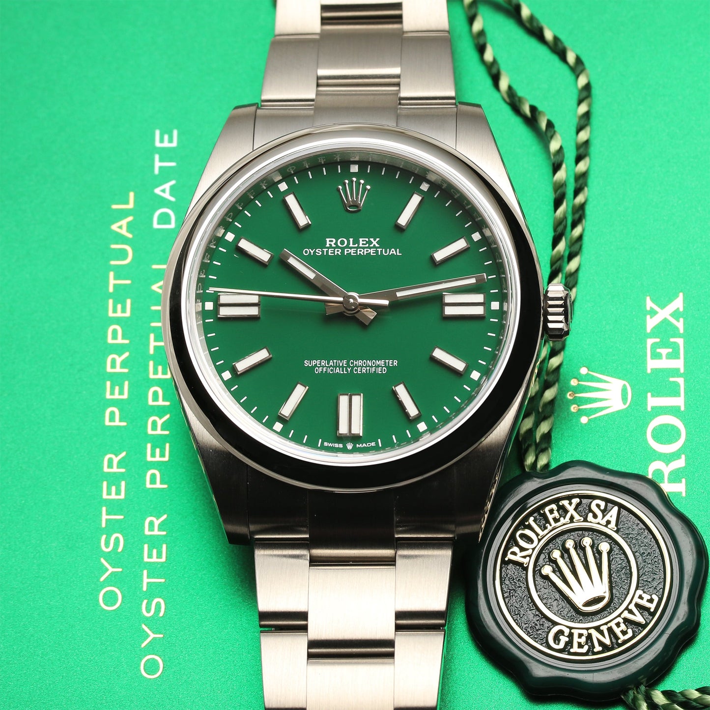 Unworn Rolex Oyster Perpetual 41mm 124300 Green Dial 2021