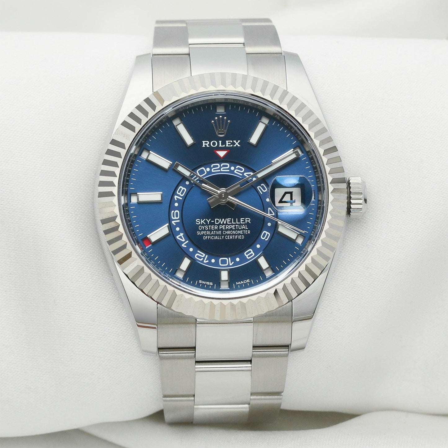 Unworn Rolex Sky-Dweller | REF. 326934 | Blue dial | 2020 | Stainless Steel & 18k White Gold bezel | Box & Papers