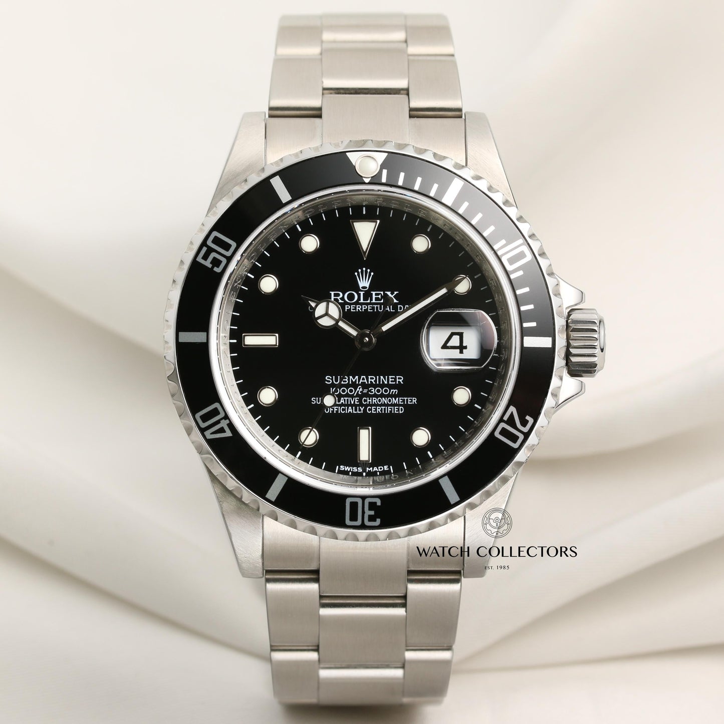 Rolex Submariner Date Pre-Ceramic 16610 Engraved Stainless Steel