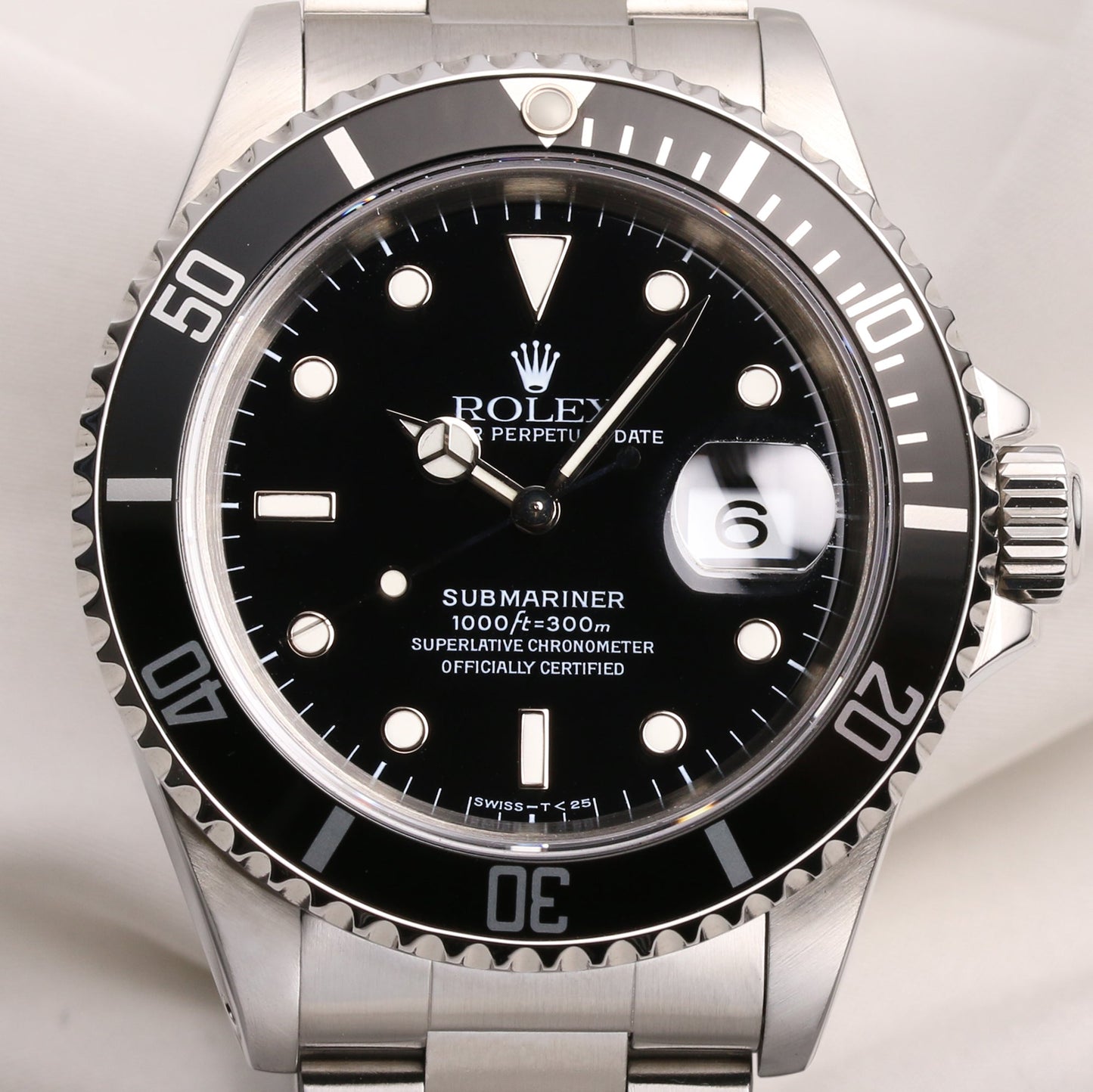 Rolex Submariner Date Pre-Ceramic 16610 Stainless Steel