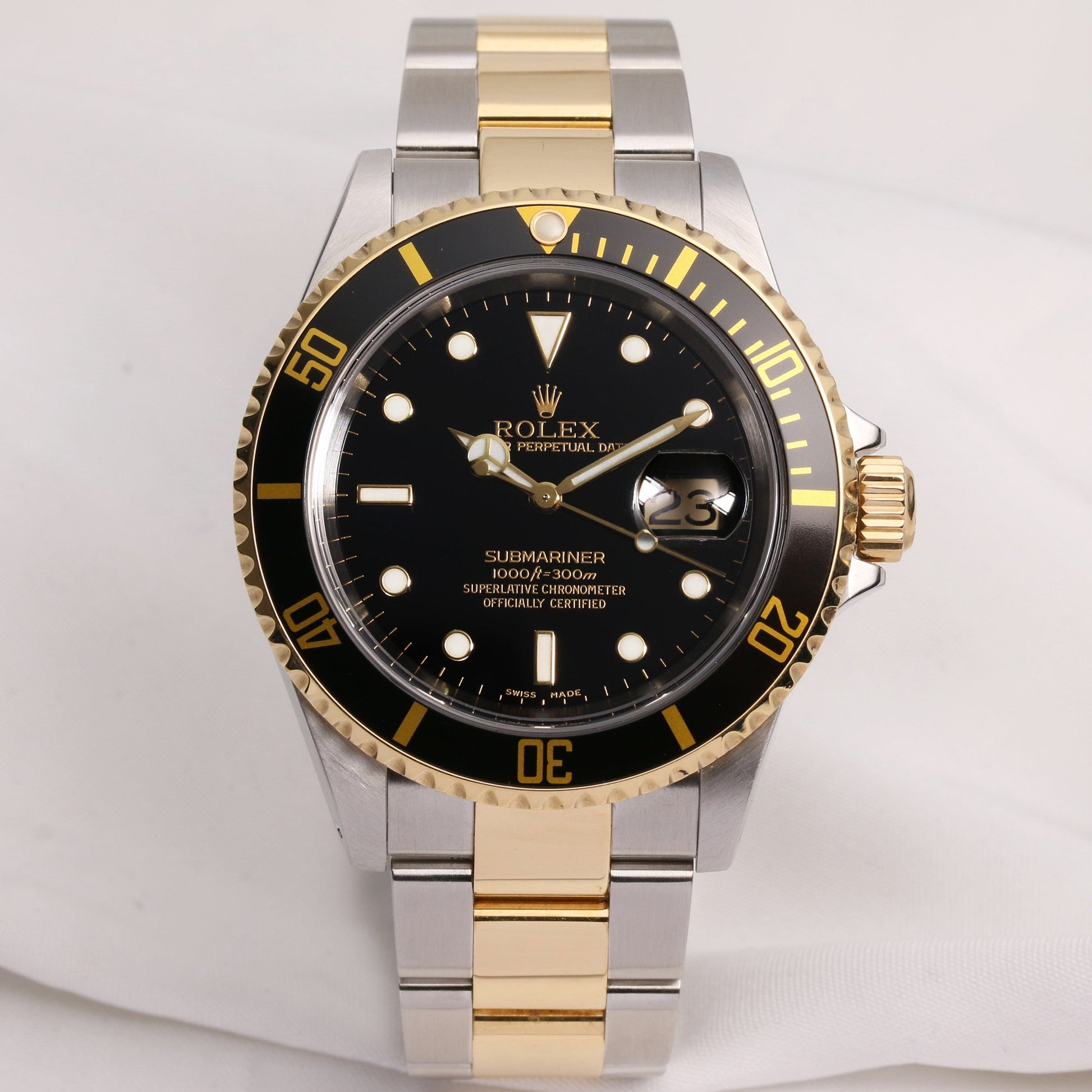 Rolex Submariner Date 16613 Steel & Gold Black Dial