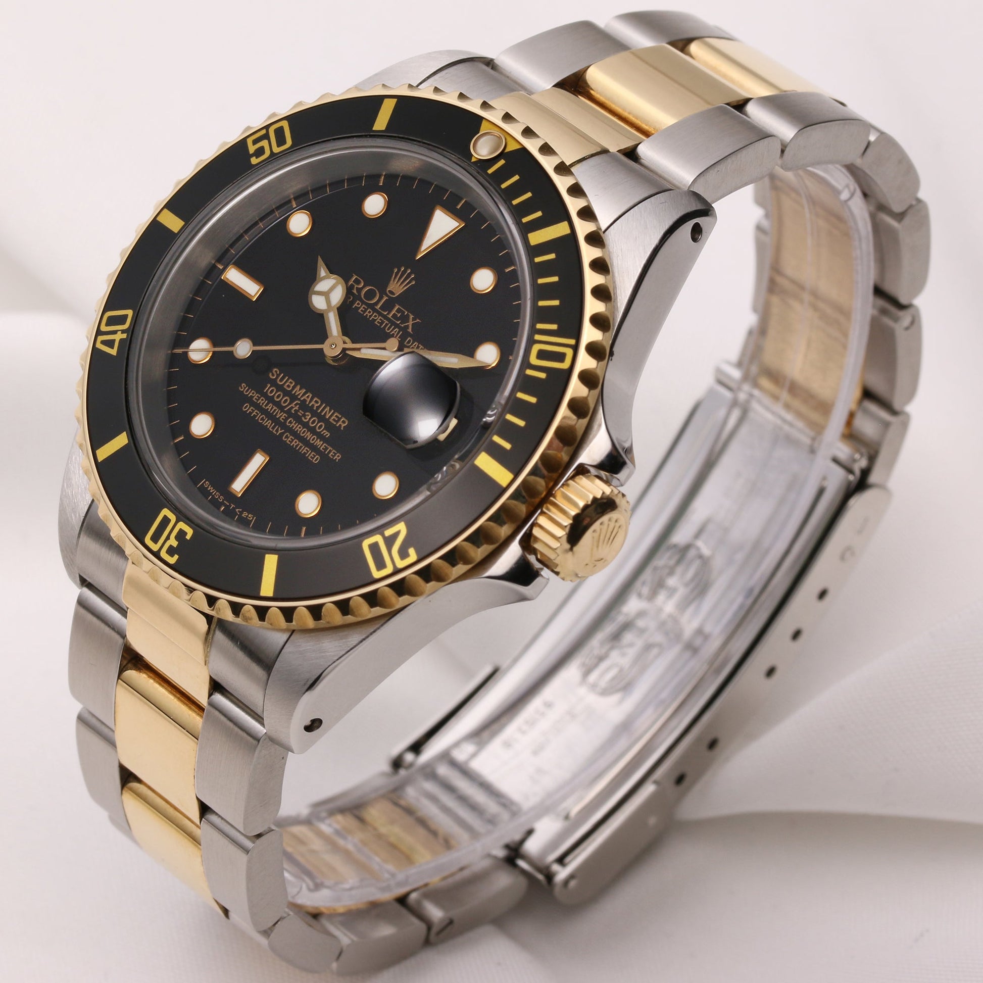 Rolex Submariner Date 16613 Steel & Gold Black Dial