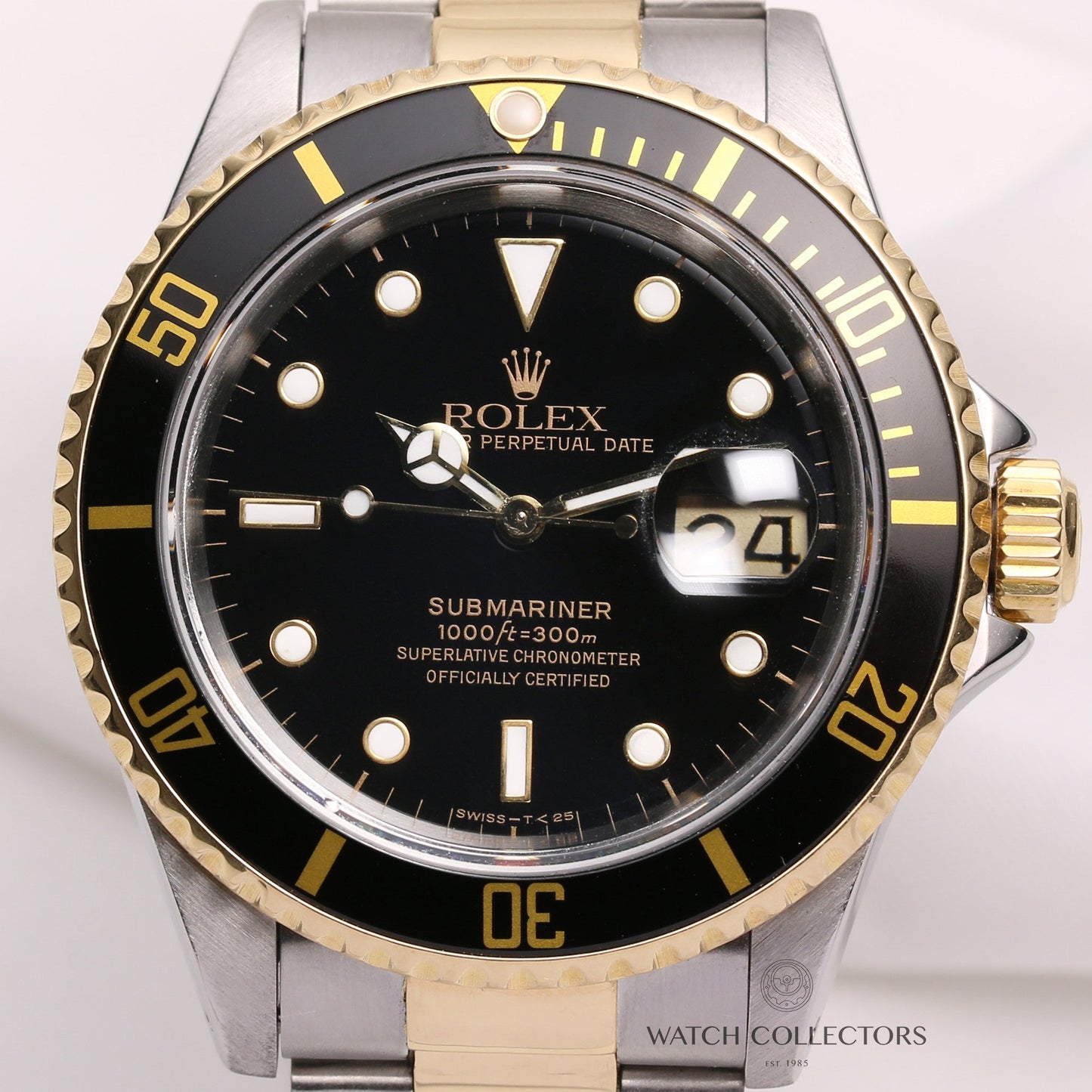 Rolex Submariner Date 16613 Stainless Steel & 18K Yellow Gold Black