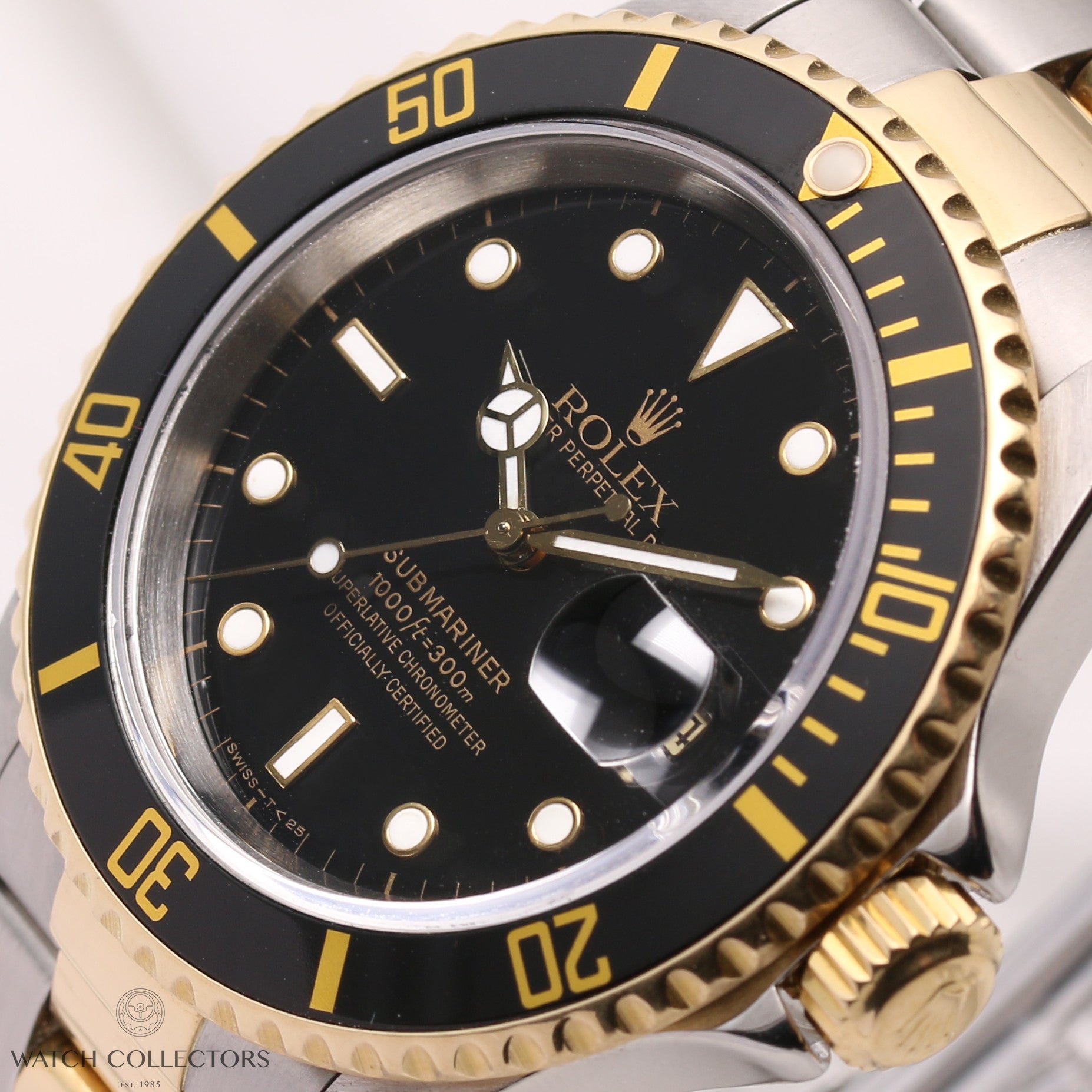 Rolex Submariner Date 16613 Stainless Steel & 18K Yellow Gold Black