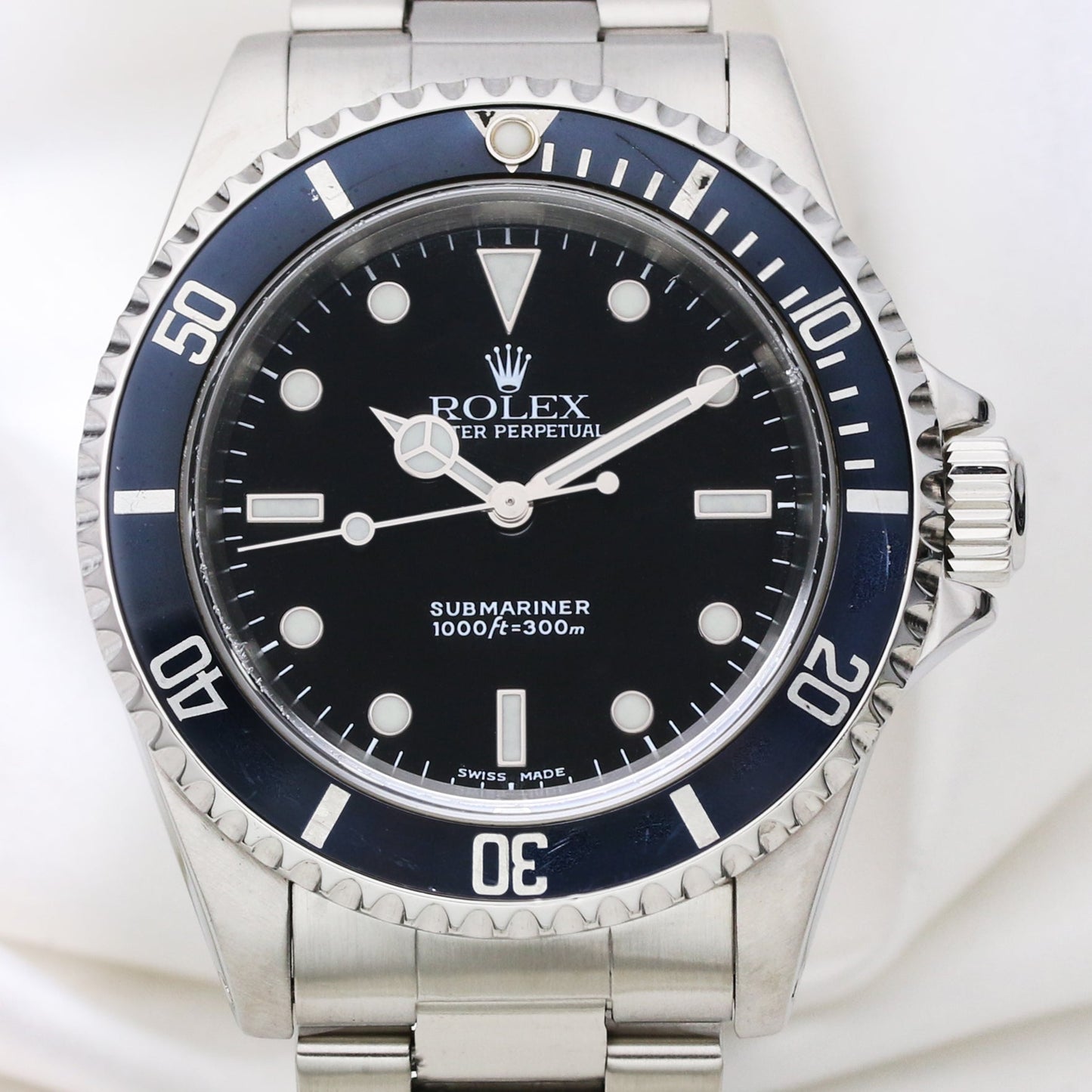 Rolex Submariner | REF. 14060M | Stainless Steel | Box & Papers 2002