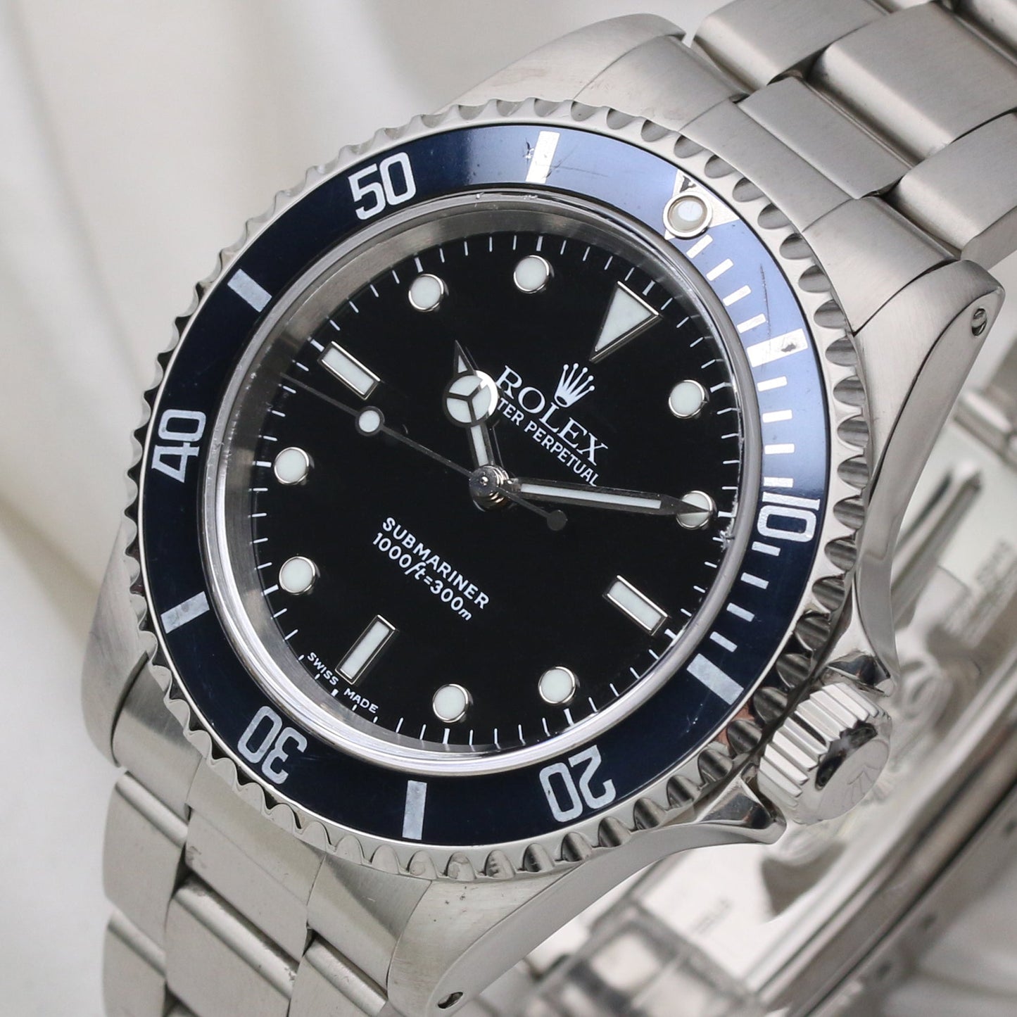 Rolex Submariner | REF. 14060M | Stainless Steel | Box & Papers 2002