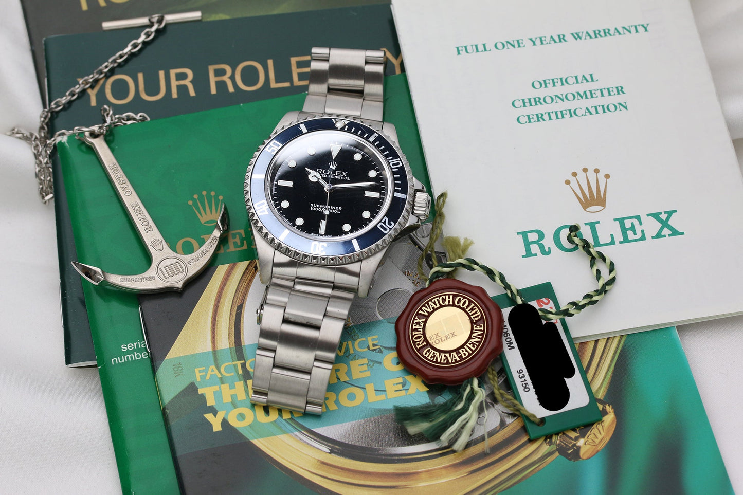 Rolex Submariner | REF. 14060M | Stainless Steel | Box & Papers 2002