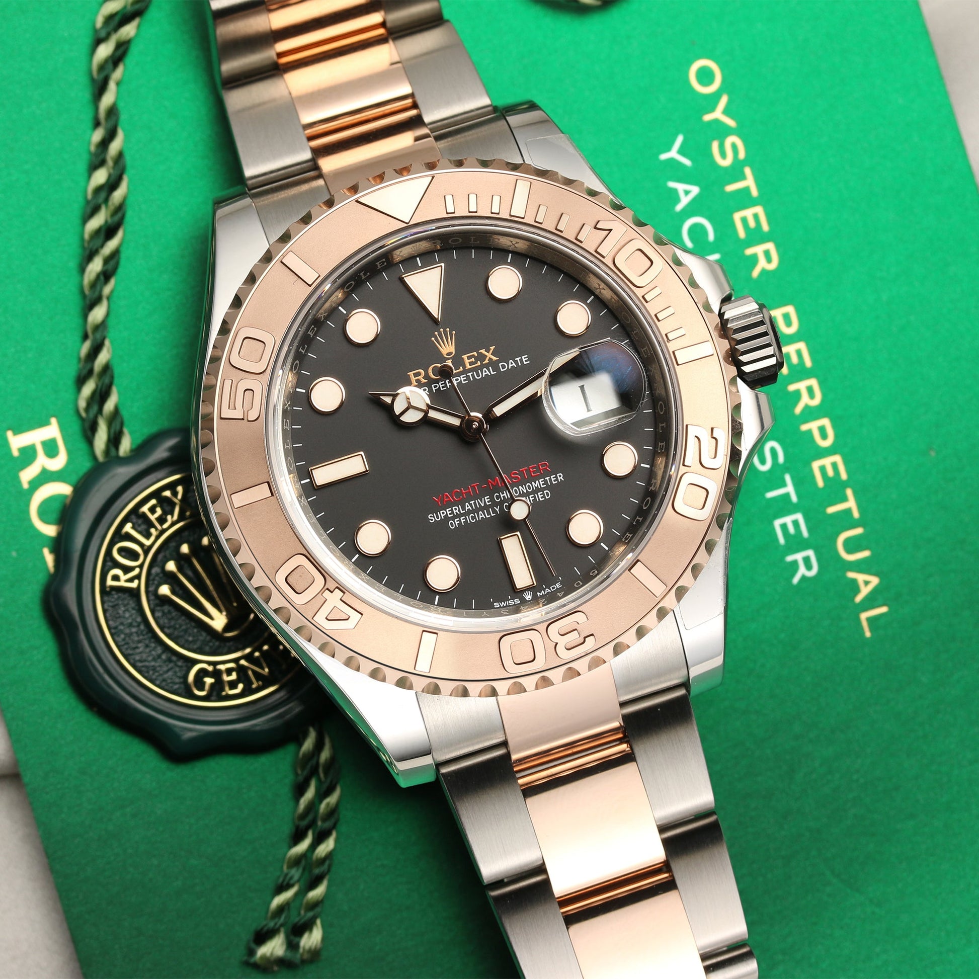 Unworn Rolex Yacht-Master 40 126621 Stainless Steel &18k Rose Gold Intense Black Dial