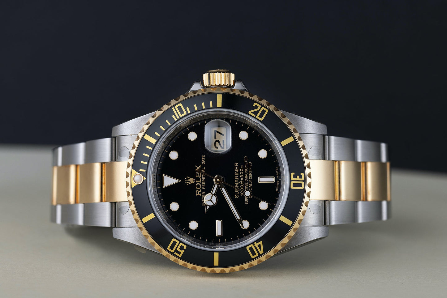 Rolex Submariner NOS | REF. 16613LN | Engraved Rehaut | Black dial | Box & Papers | 2011 | Stainless Steel & 18k Yellow Gold