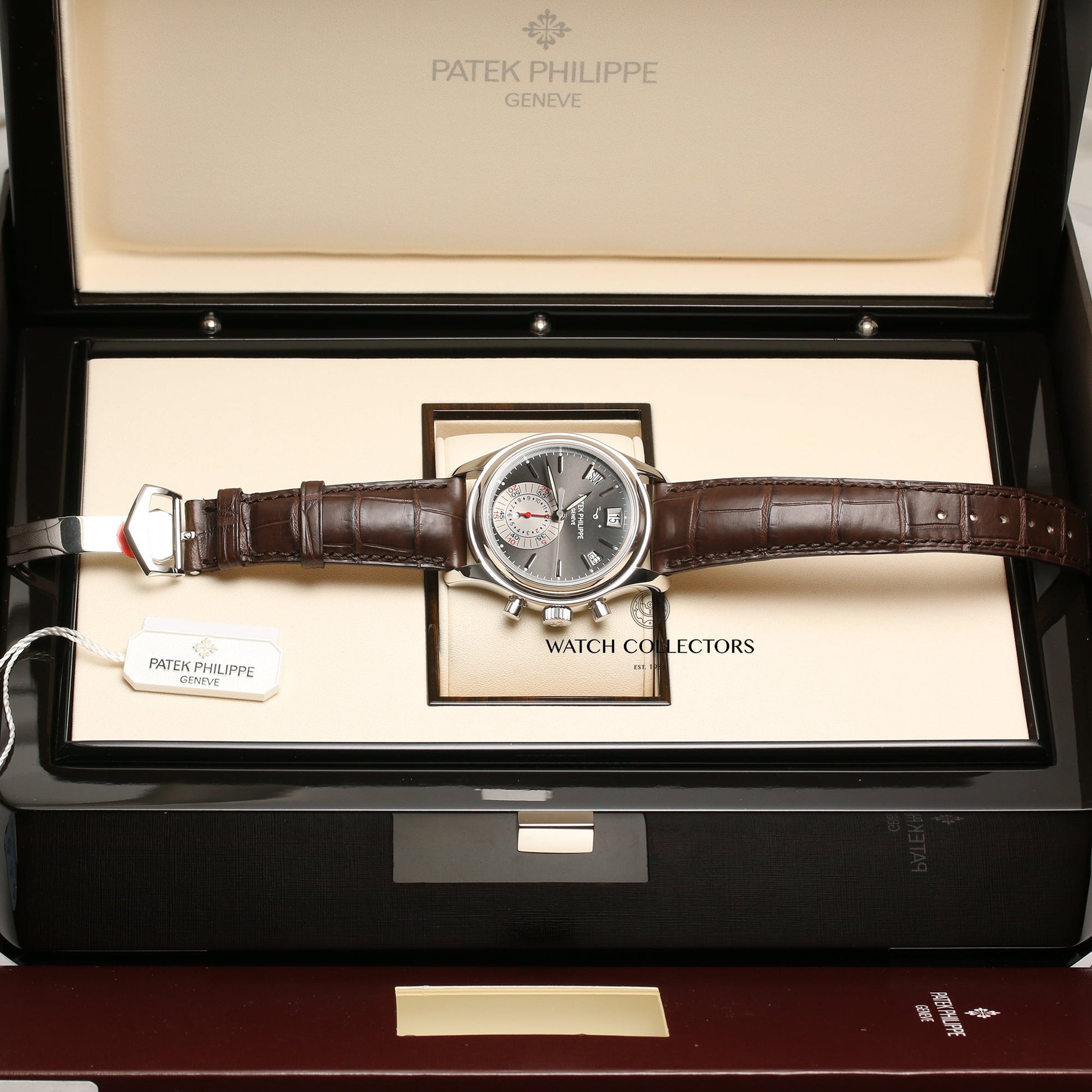 Unworn Full Set Patek Philippe 5960P-001 Platinum Annual Calendar