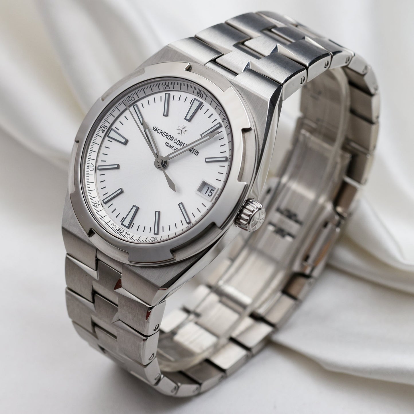 Vacheron Constantin Overseas | REF. 4500V-110A-B126 | Silver dial | Stainless Steel