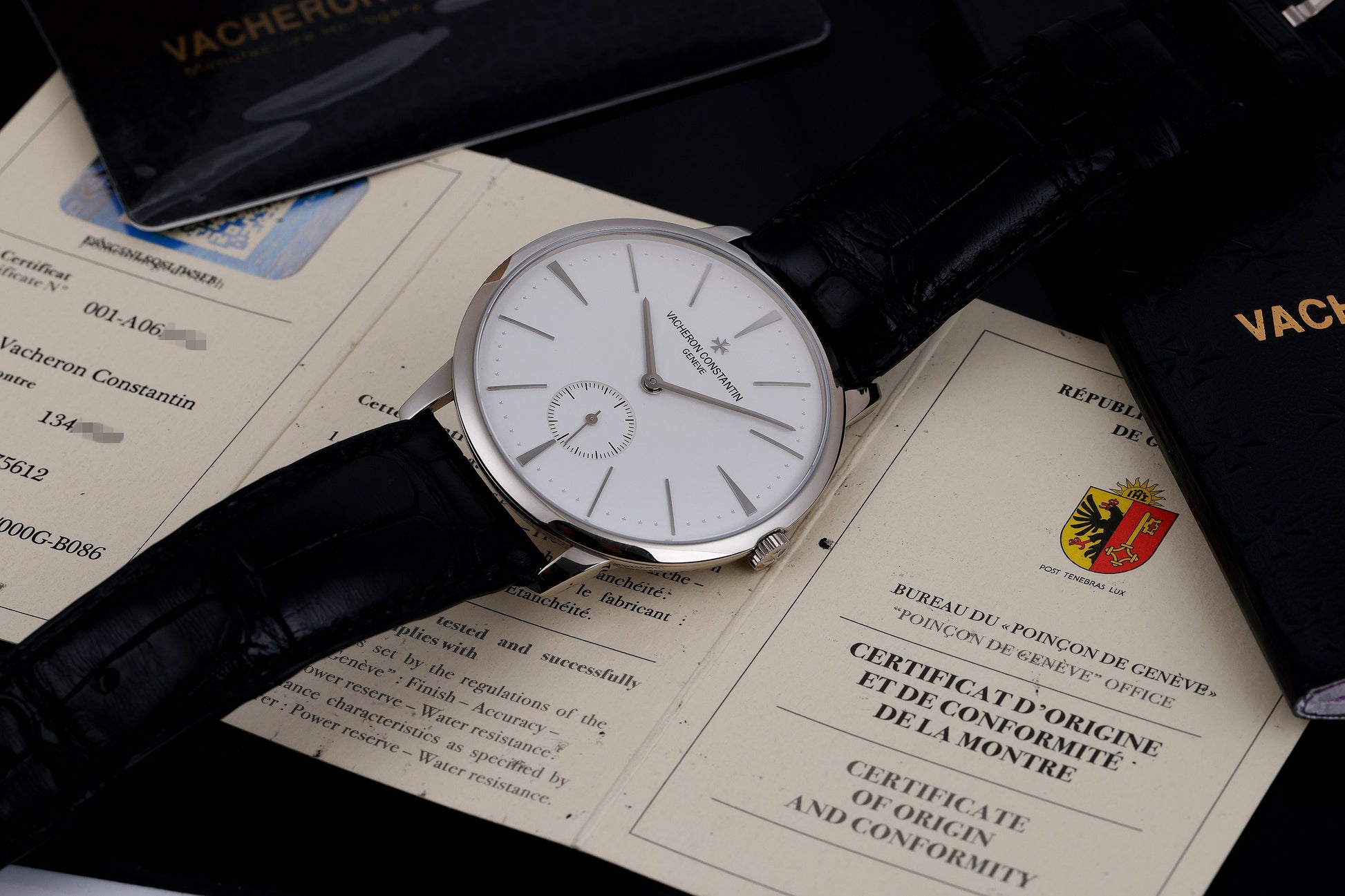 Vacheron Constantin Patrimony | REF. 1110U/000G-B086 | 18k White Gold | 41.5mm | Manual Wind | Box & Papers