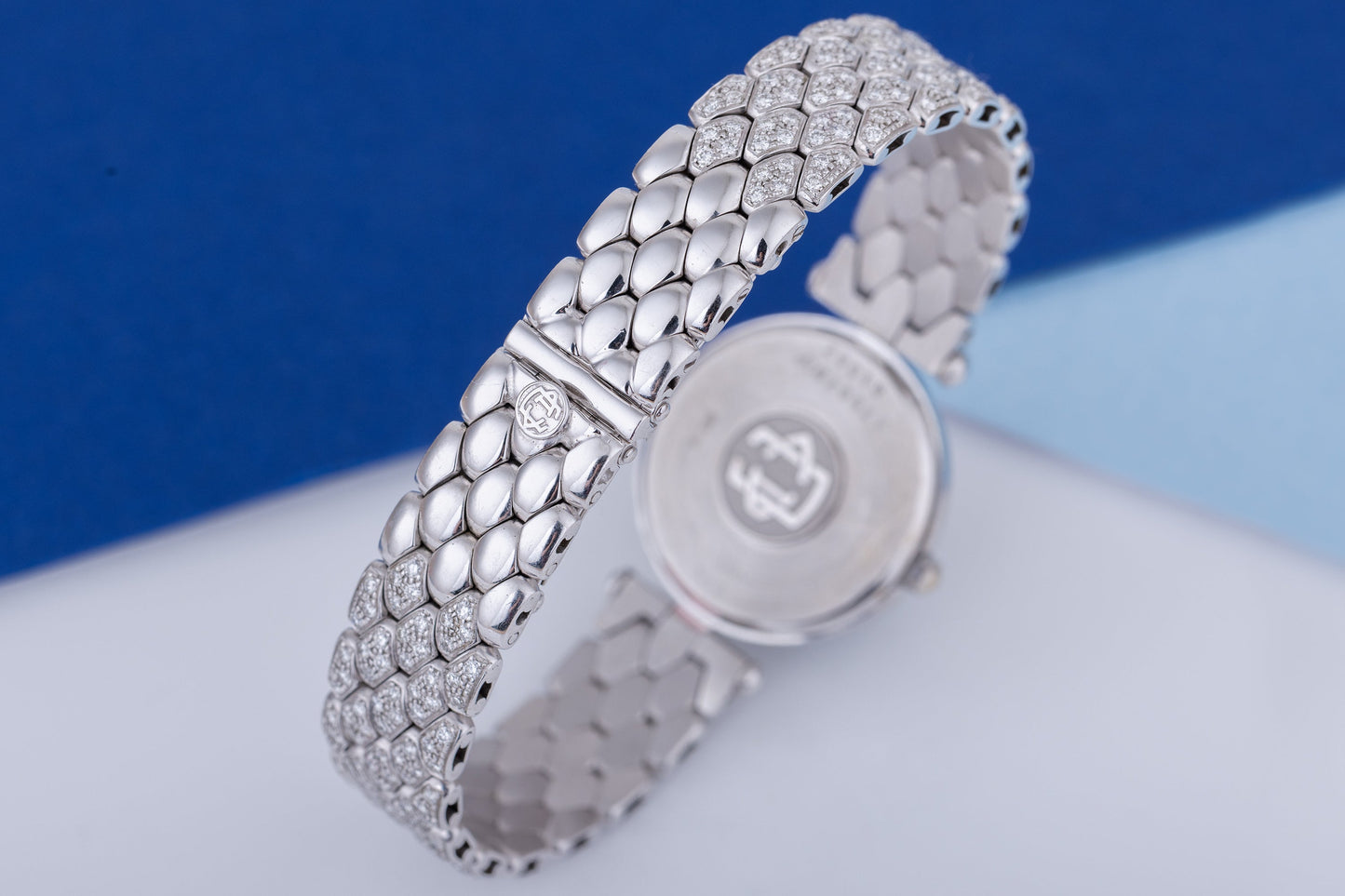 Unworn Van Cleef & Aprels Round Ladies Watch | 18k White Gold | Pave Diamond & Sapphire Dial | Pave Diamond Bracelet | Circa 2000's