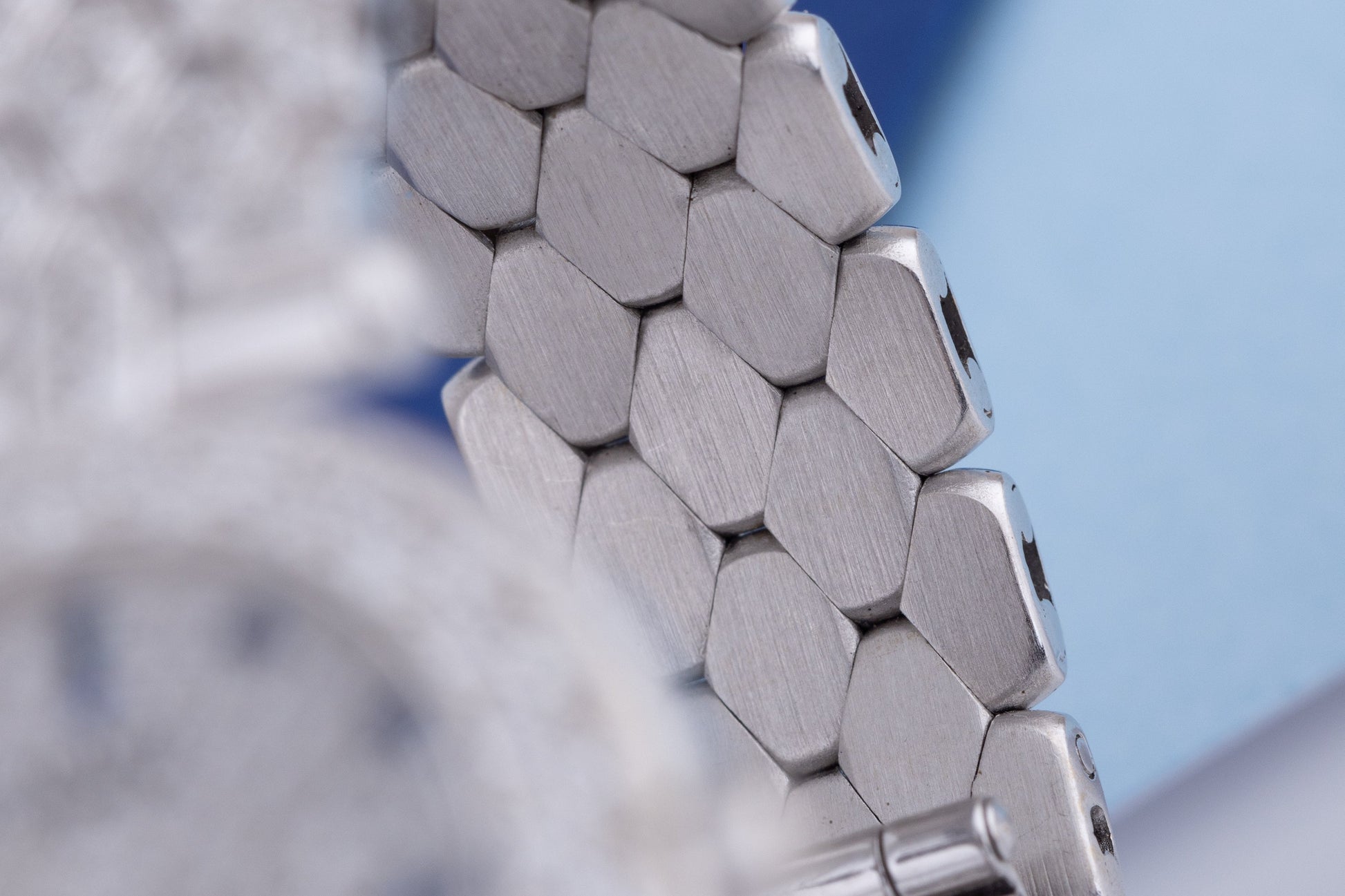 Unworn Van Cleef & Aprels Round Ladies Watch | 18k White Gold | Pave Diamond & Sapphire Dial | Pave Diamond Bracelet | Circa 2000's